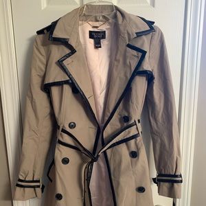 Victoria’s Secret trench coat NWOT size 2